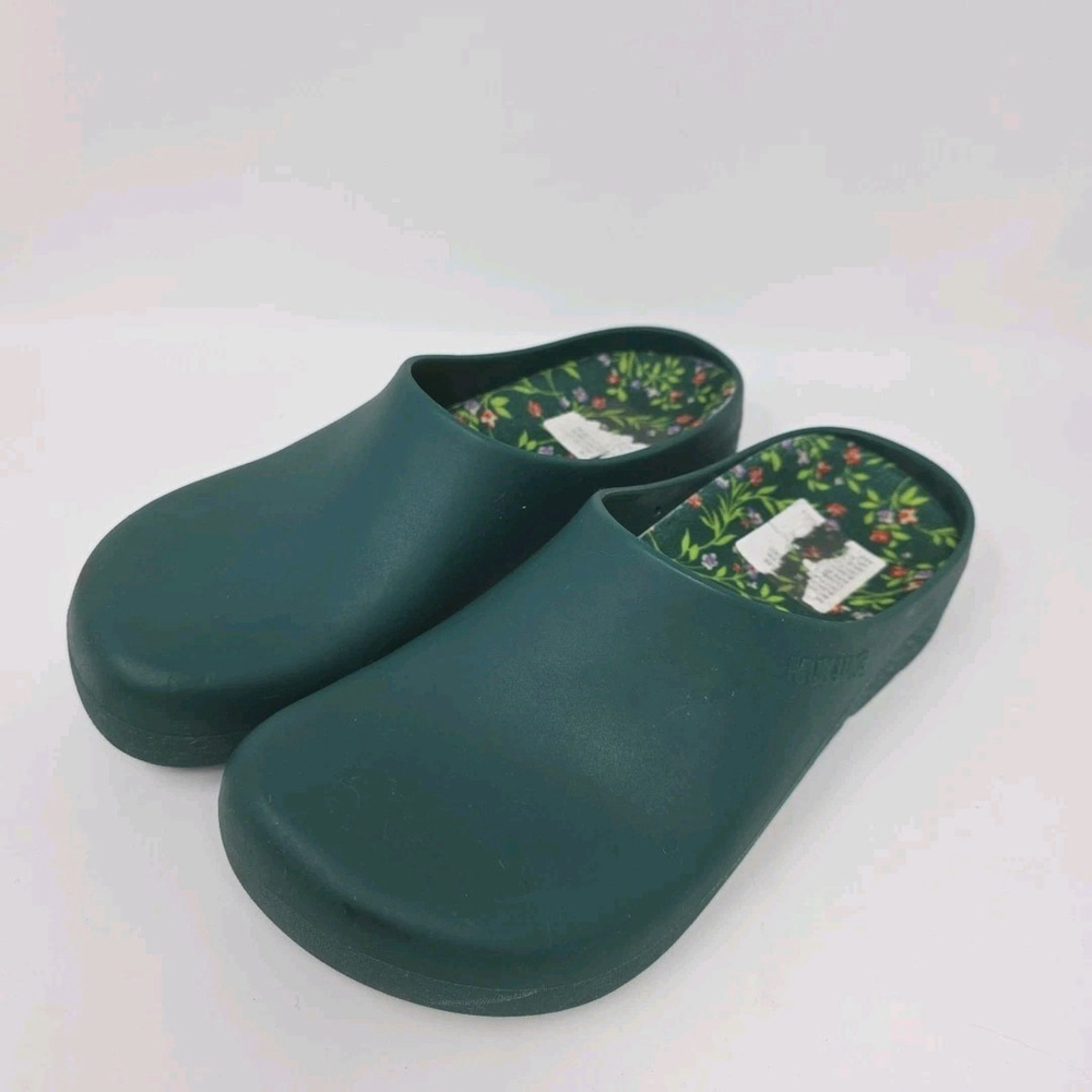 MUK LUKS MEDIUM 7/8 Green Garden Clog Slip On